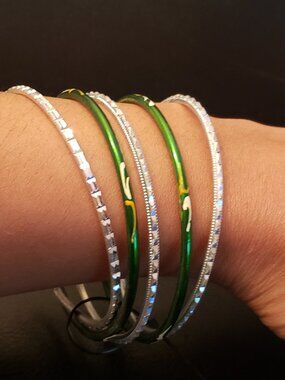 Green & Silver Flor Etched Bangles